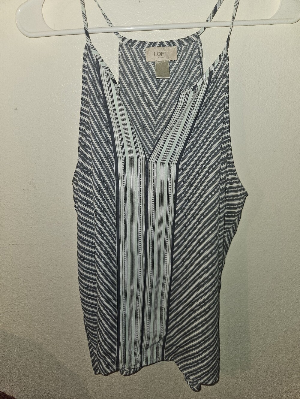 Loft Outlet Womans Sleeveless Blouse Size L